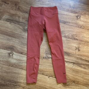 Nike dri fit athletic legging